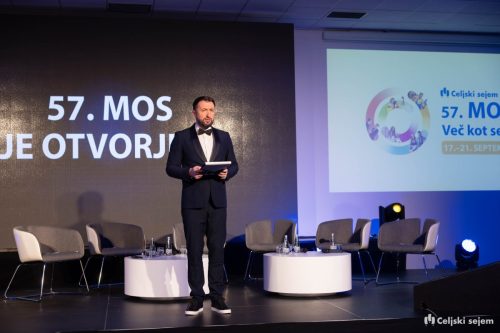 RD2 2544-Rok-Dezelak-RD2.si 