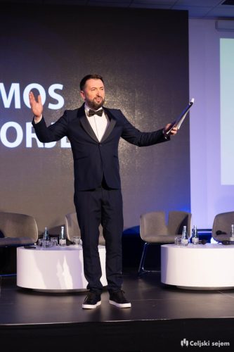 RD2 2552-Rok-Dezelak-RD2.si 