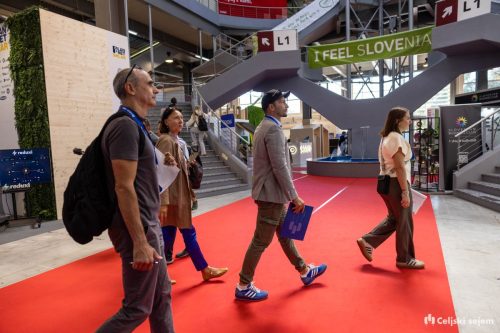 RD2 3096-Rok-Dezelak-RD2.si 