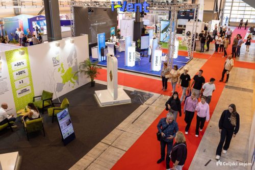 RD2 3143-Rok-Dezelak-RD2.si 