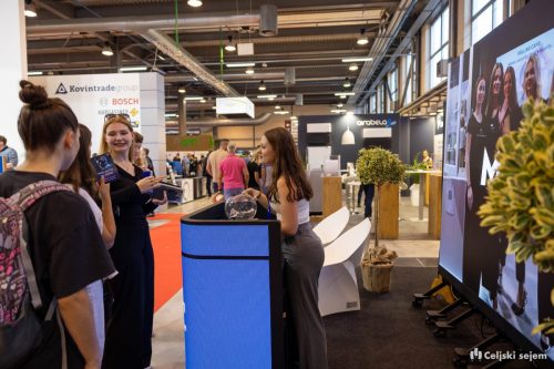 RD2 3168-Rok-Dezelak-RD2.si 