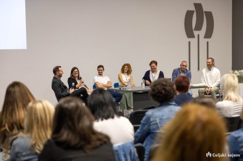 RD2 3286-Rok-Dezelak-RD2.si 