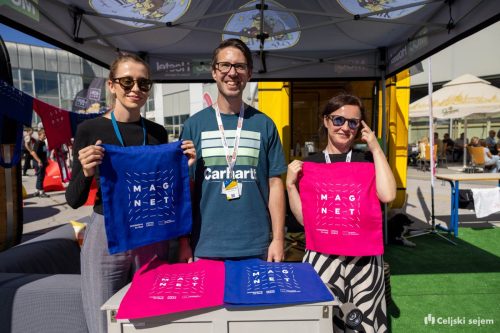 RD2 3451-Rok-Dezelak-RD2.si 