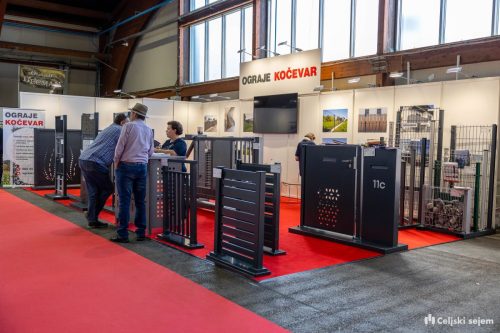 ARK 8019-Rok-Dezelak-RD2.si 