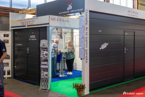 ARK 8368-2-Rok-Dezelak-RD2.si 