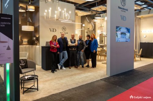 ARK 8374-2-Rok-Dezelak-RD2.si 