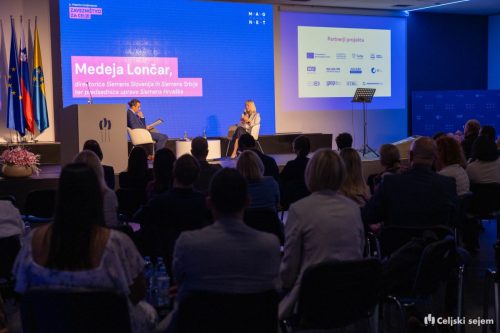 RD2 3924-Rok-Dezelak-RD2.si 