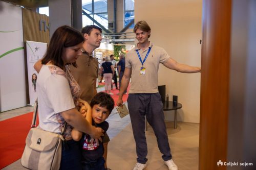 RD2 3968-Rok-Dezelak-RD2.si 