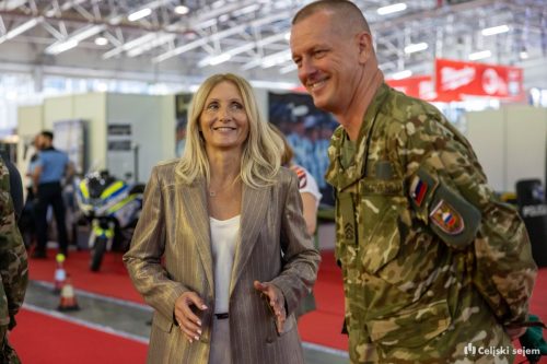 RD2 3991-Rok-Dezelak-RD2.si 