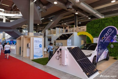 RD2 4090-Rok-Dezelak-RD2.si 