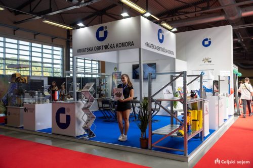 RD2 4113-Rok-Dezelak-RD2.si 