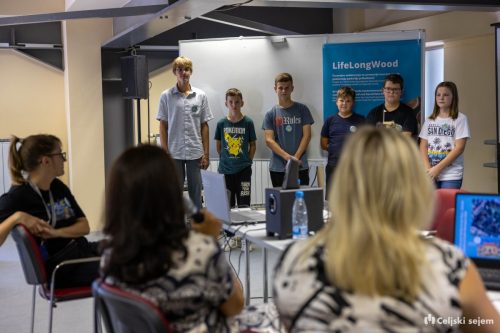 RD2 4160-Rok-Dezelak-RD2.si 