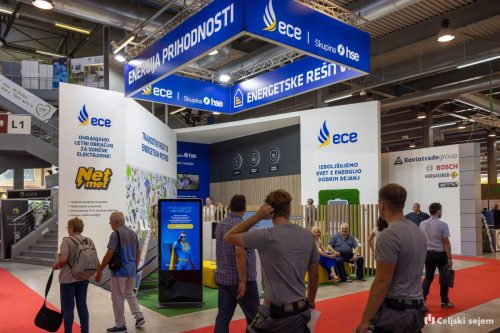 RD2 4207-Rok-Dezelak-RD2.si 