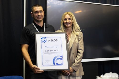 RD2 8338-Rok-Dezelak-RD2.si 