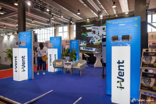 RD2 4547-Rok-Dezelak-RD2.si 