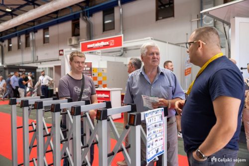 RD2 4646-Rok-Dezelak-RD2.si 