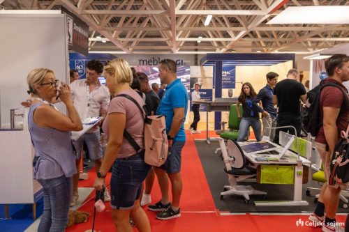 RD2 4779-Rok-Dezelak-RD2.si 