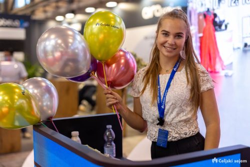 RD2 8596-Rok-Dezelak-RD2.si 