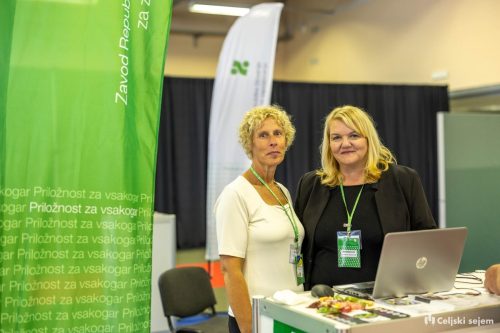 RD2 8652-Rok-Dezelak-RD2.si 