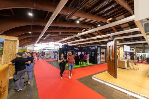 RD2 8724-Rok-Dezelak-RD2.si 